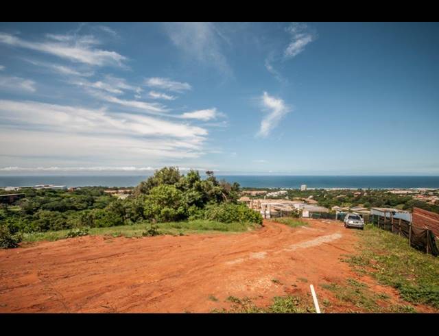 856M² VACANT LAND FOR SALE IN LA LUCIA RIDGE